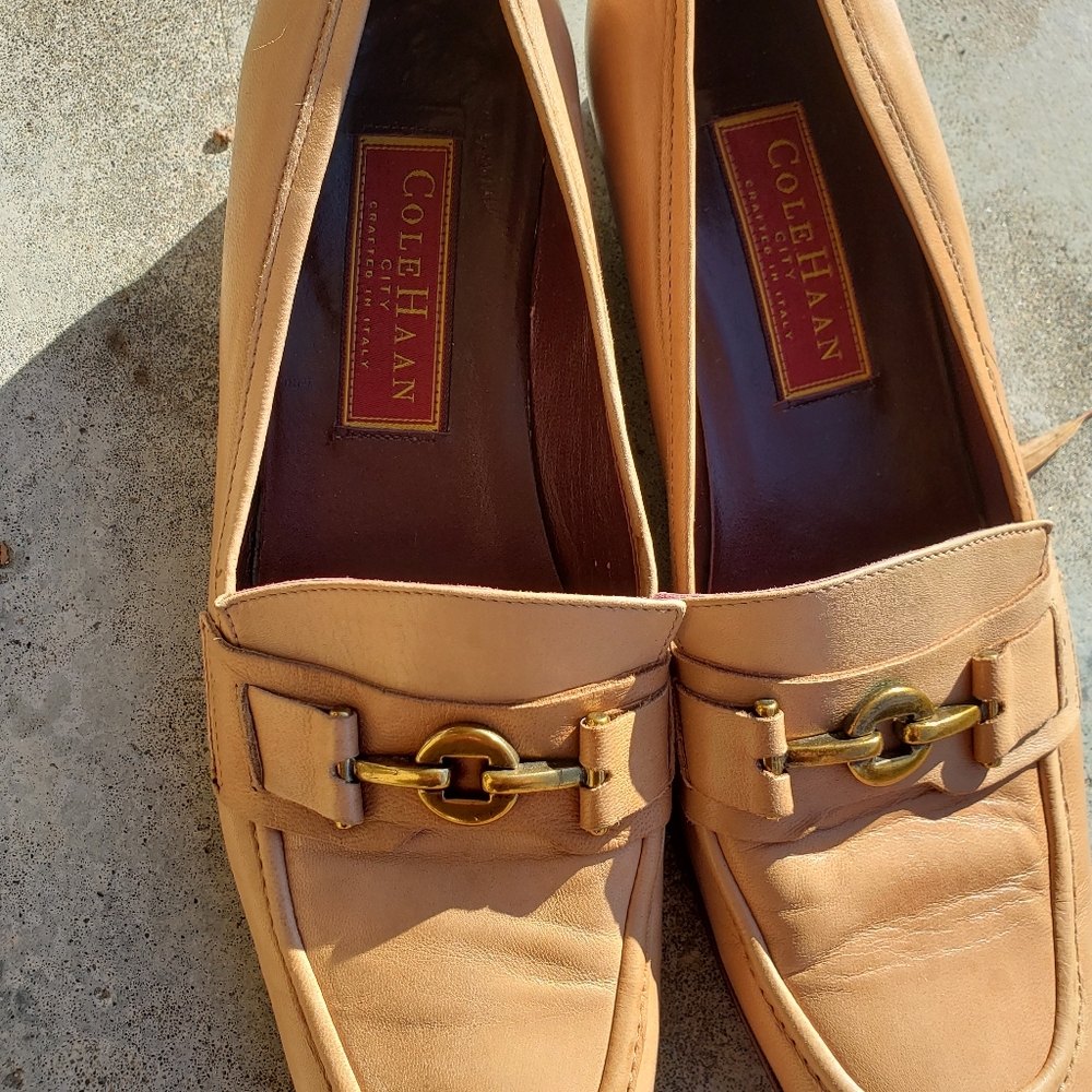 Cole Haan women's size 8AA Slip on loafer casual shoe